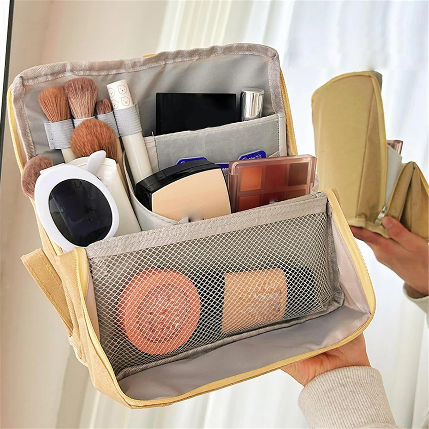 Doresty Makeup Bag, Standing Makeup Bag, Portable Large Capacity, Stand Up Make Up Bag with Mirror, Waterproof Oxford Cloth Cosmetic Organizer with Compartments, for Women & Girls (Tibetan blue)