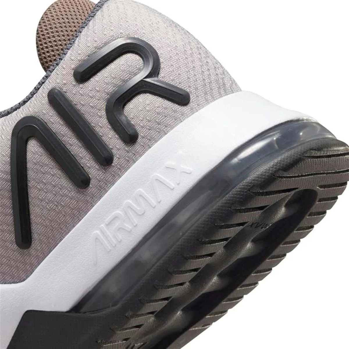 Nike Men's Sports Athletics Track Shoe
