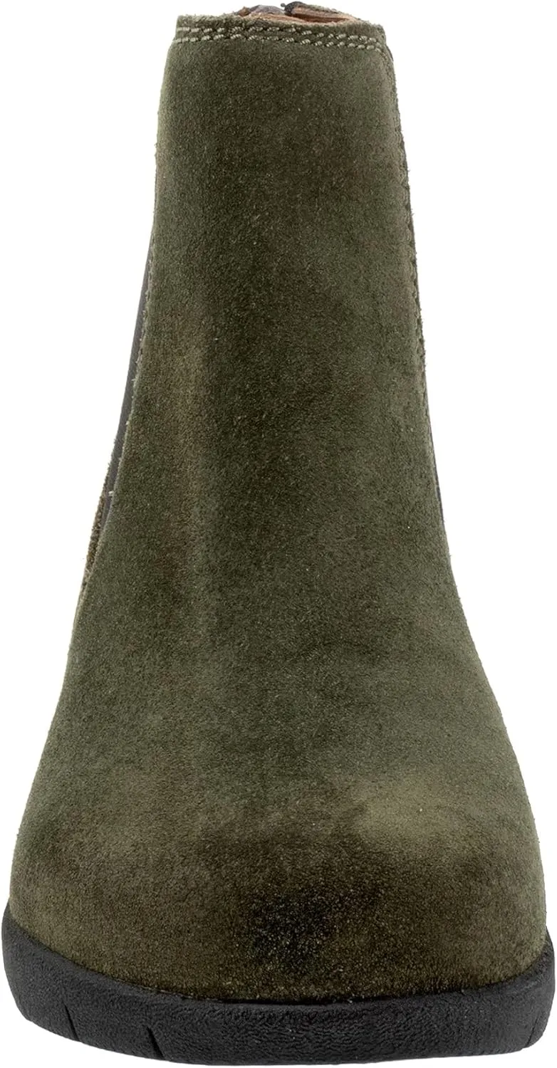 SoftWalk Women's Albany Ankle Boot
